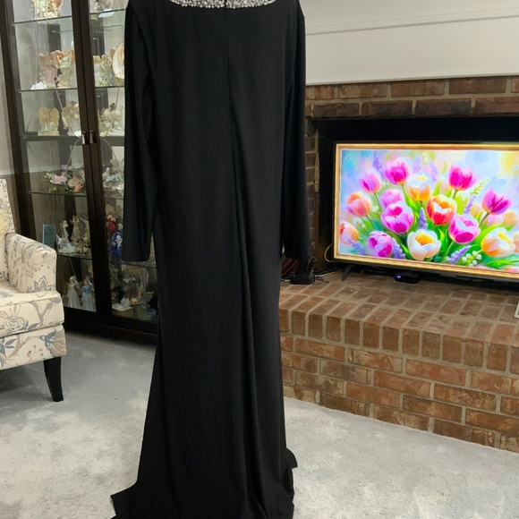 Mac Duggal black dress NWT - Picture 9 of 9